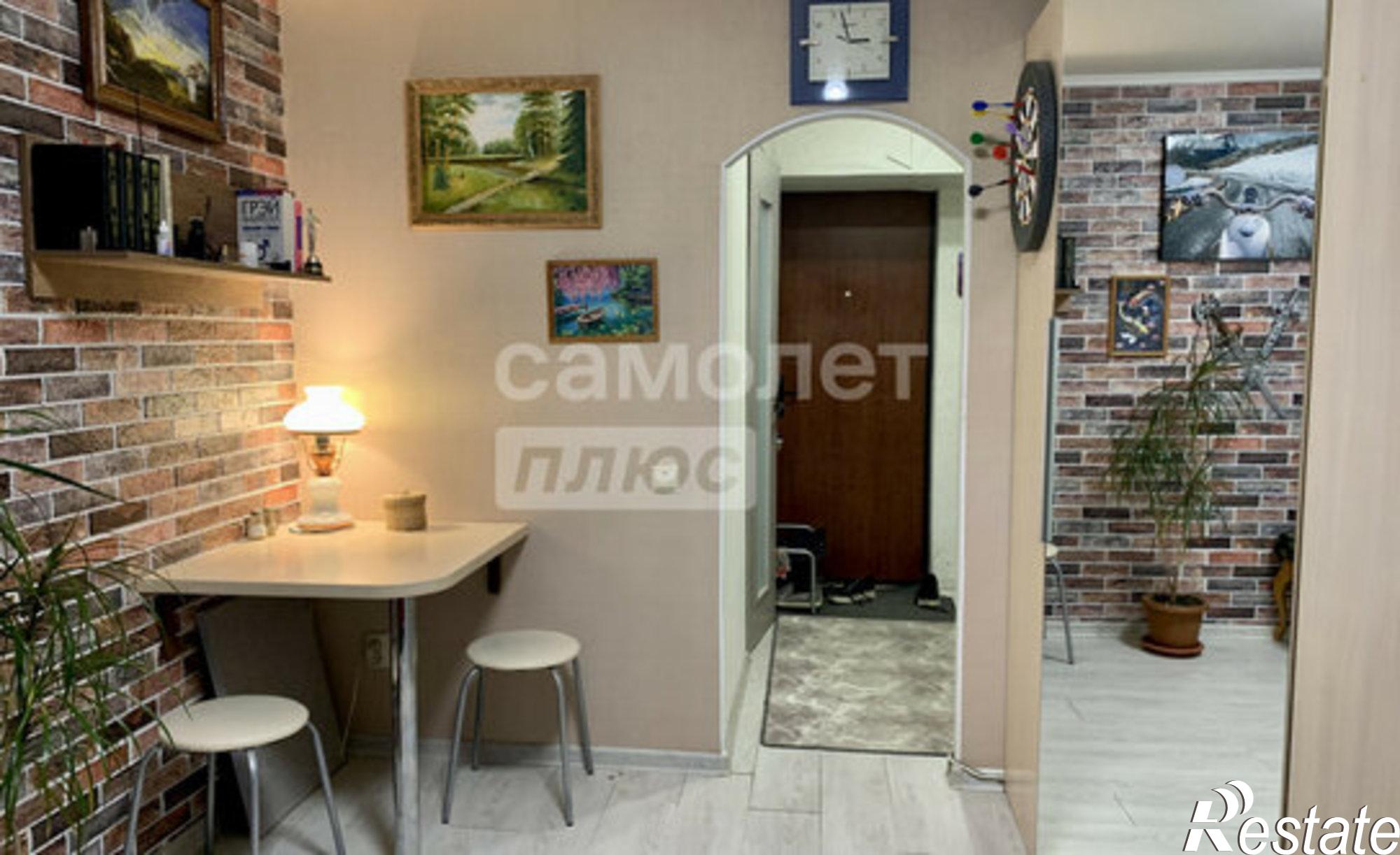 Купить квартиру за 3 400 000 рублей на улица Короленко, 40