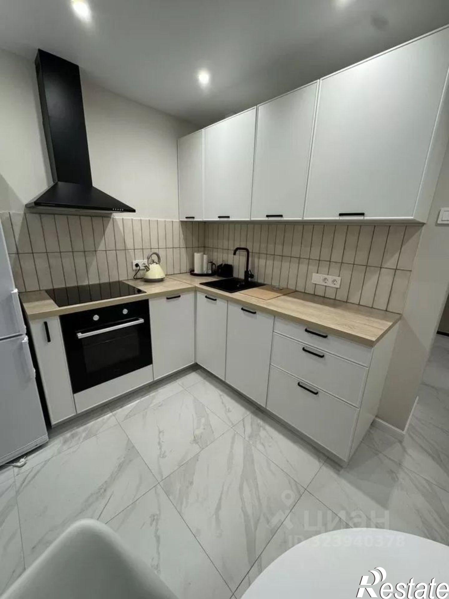 Сдать квартиру за 40 000 рублей на улица Натана Рахлина, 15 к1