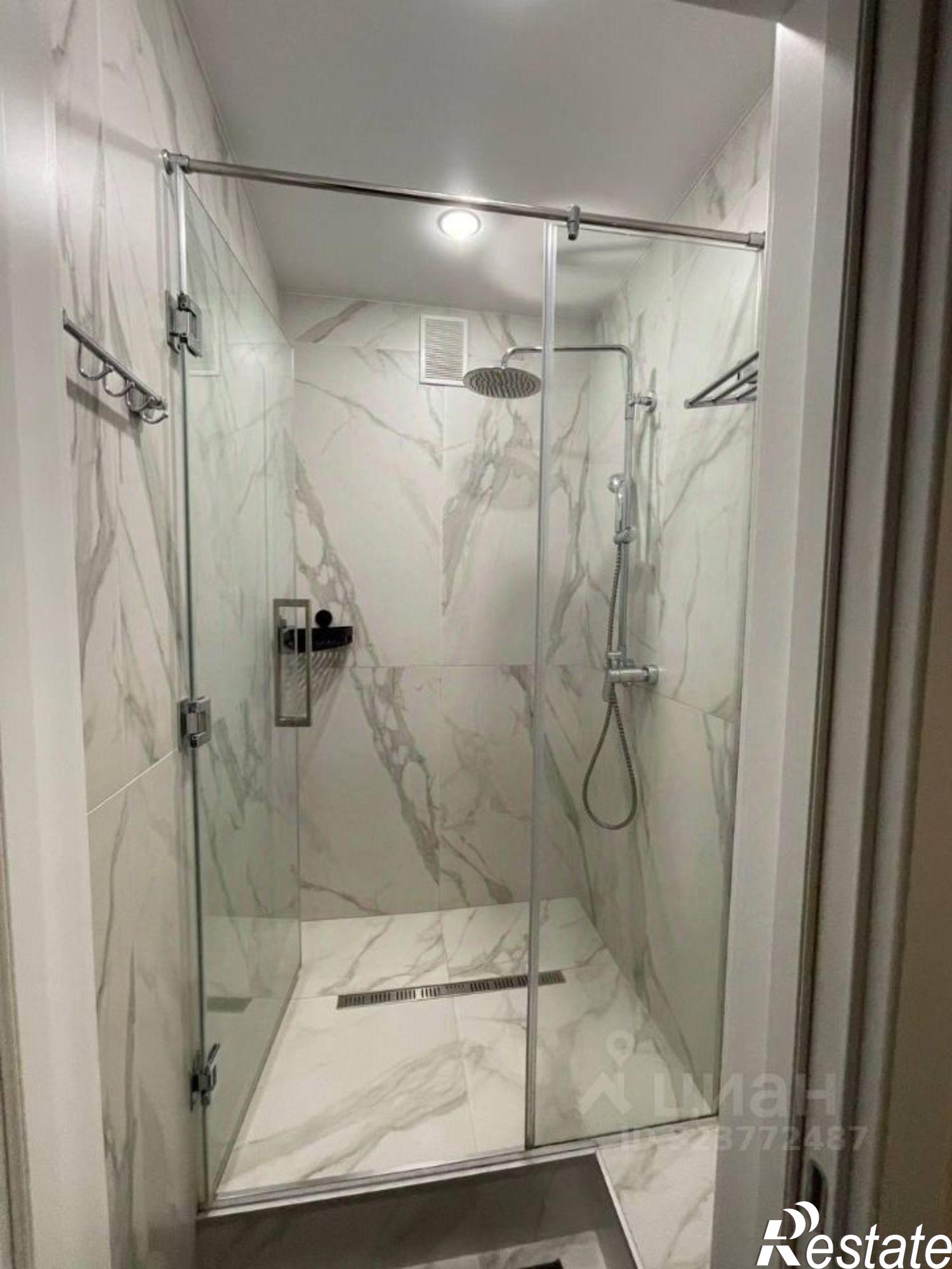 Сдать квартиру за 40 000 рублей на ул Азата Аббасова, 8