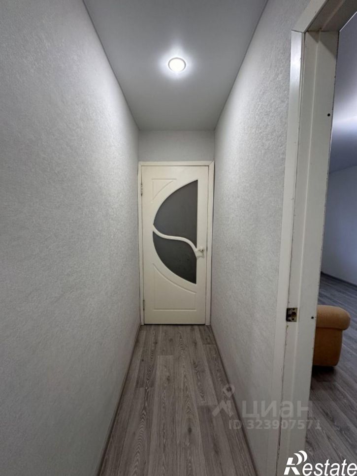 2-комн квартира улица Шаляпина, 25,  д. 25