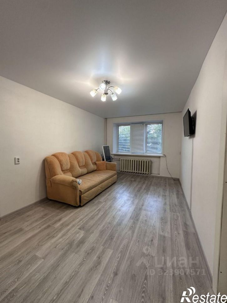 2-комн квартира улица Шаляпина, 25,  д. 25