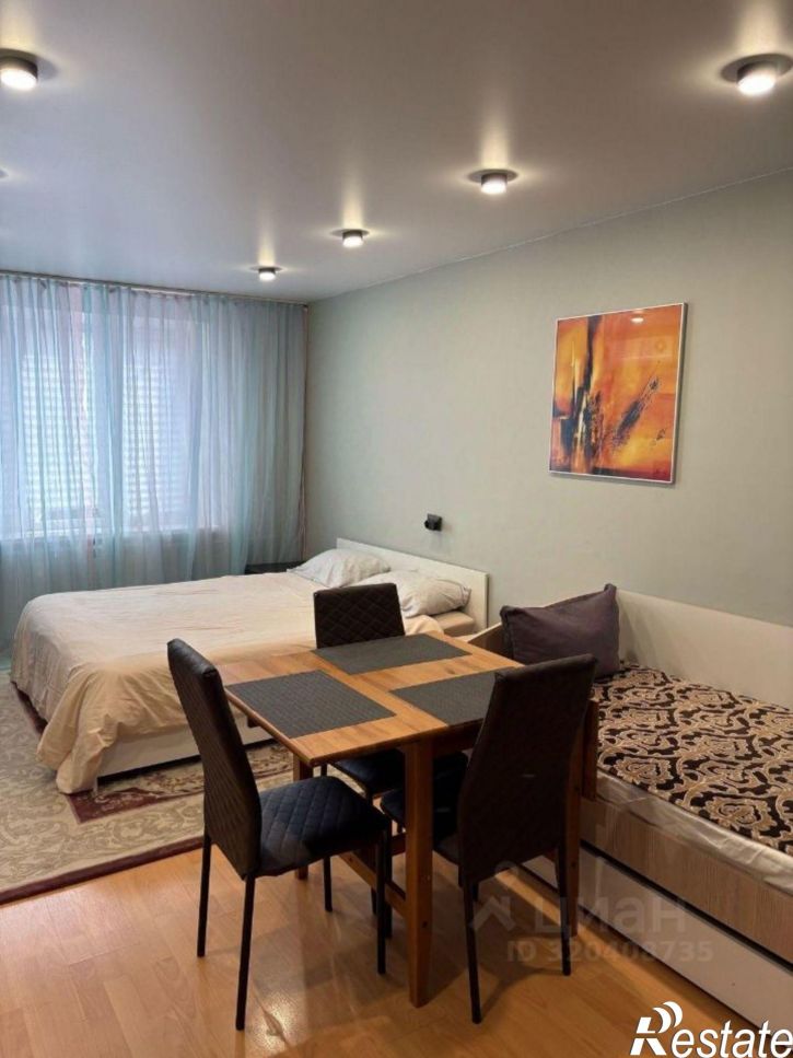 2-комн квартира пр-кт Победы, 160,  д. 160