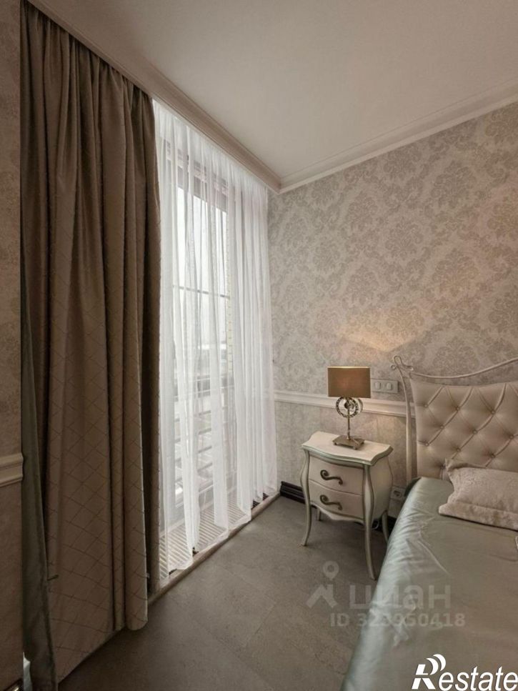 3-комн квартира проспект Альберта Камалеева, 26/12,  д. 26/12