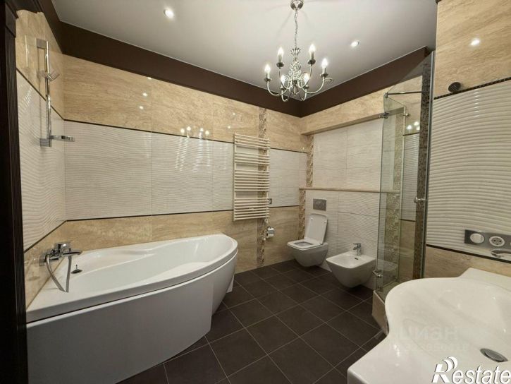 3-комн квартира проспект Альберта Камалеева, 26/12,  д. 26/12