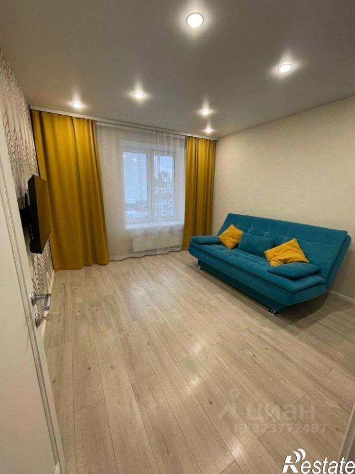 2-комн квартира ул Азата Аббасова, 8,  д. 8