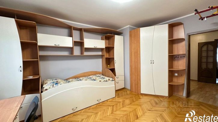 3-комн квартира ул Толбухина, 9,  д. 9