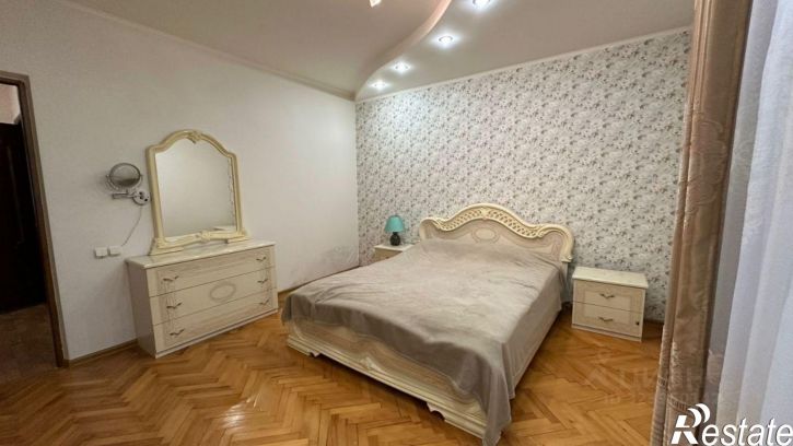 3-комн квартира ул Толбухина, 9,  д. 9