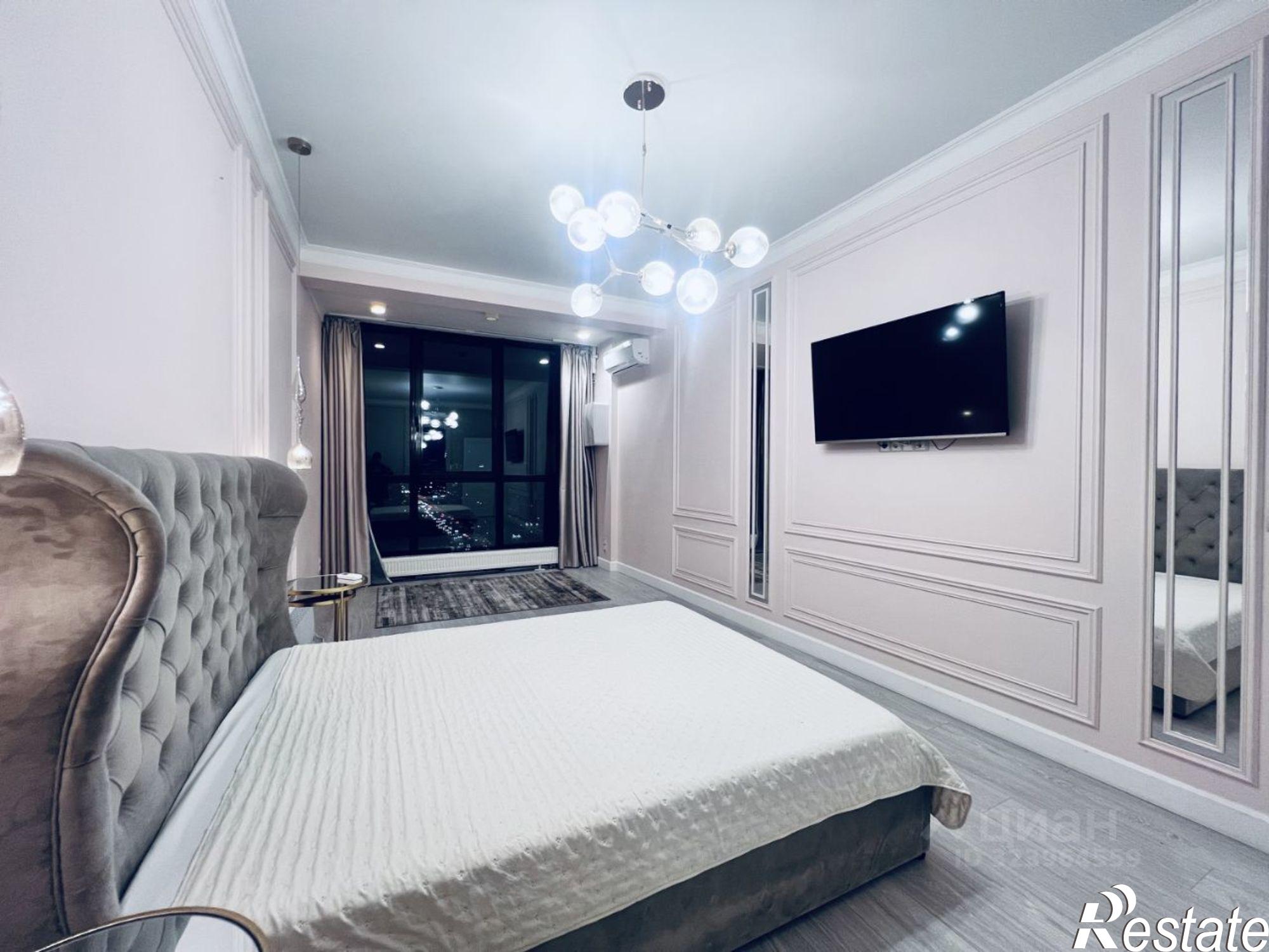 Сдать квартиру за 65 000 рублей на ул Абсалямова, 22