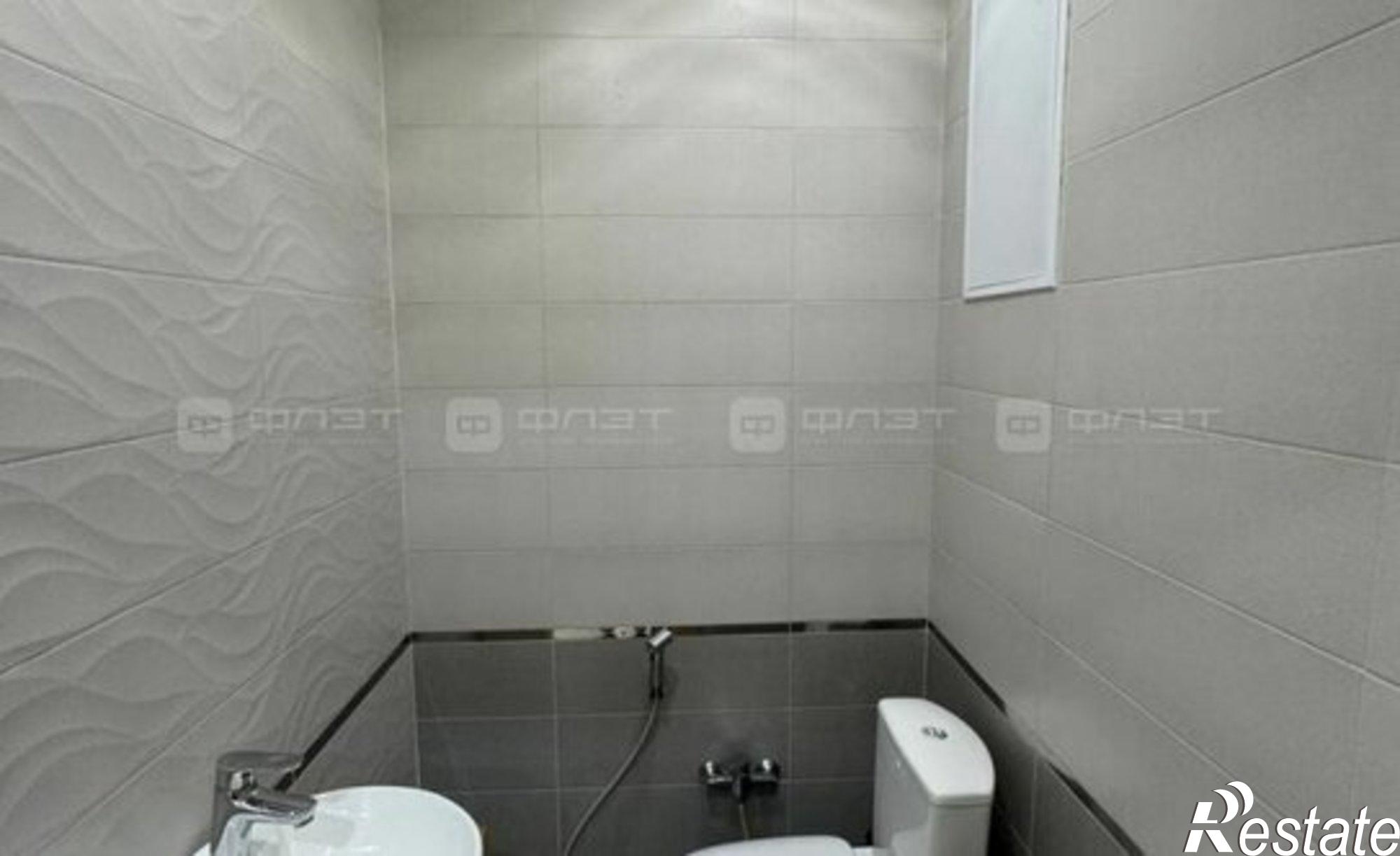 Купить квартиру за 16 800 000 рублей на ул Роторная, 27в