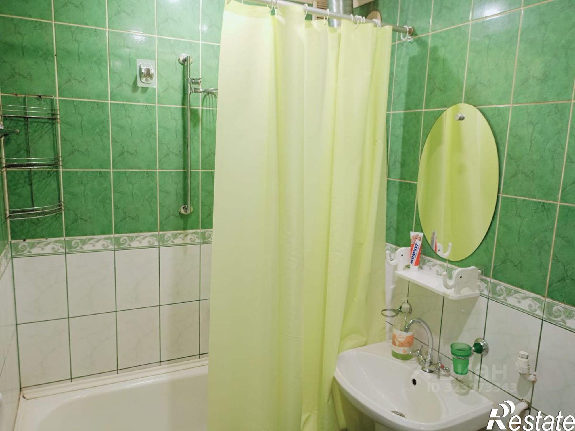 Сдать квартиру за 35 000 рублей на Октябрьская улица, 16