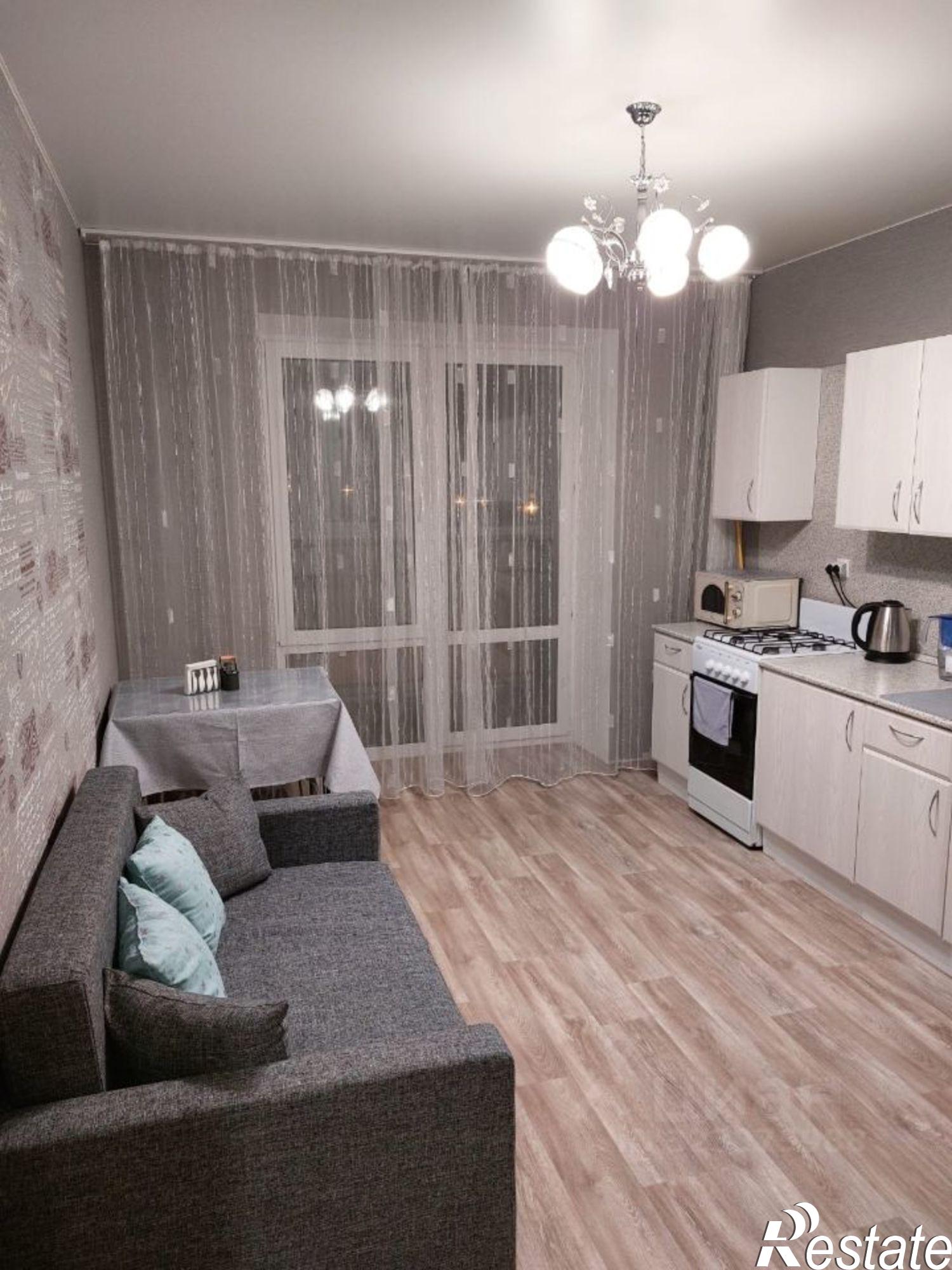 Сдать квартиру за 25 000 рублей на улица Фикрята Табеева, 5