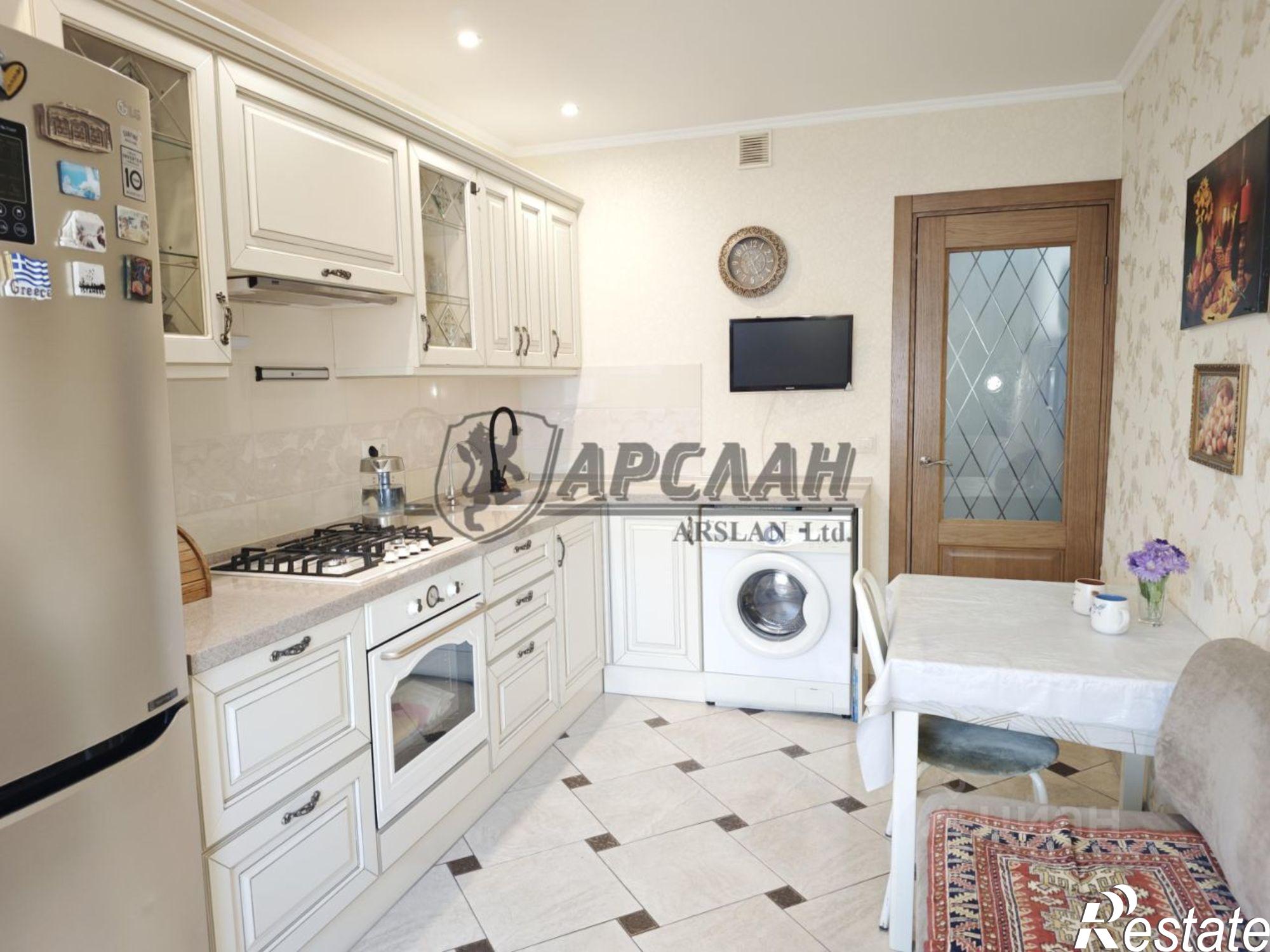 Купить квартиру за 10 800 000 рублей на ул Академика Сахарова, 6