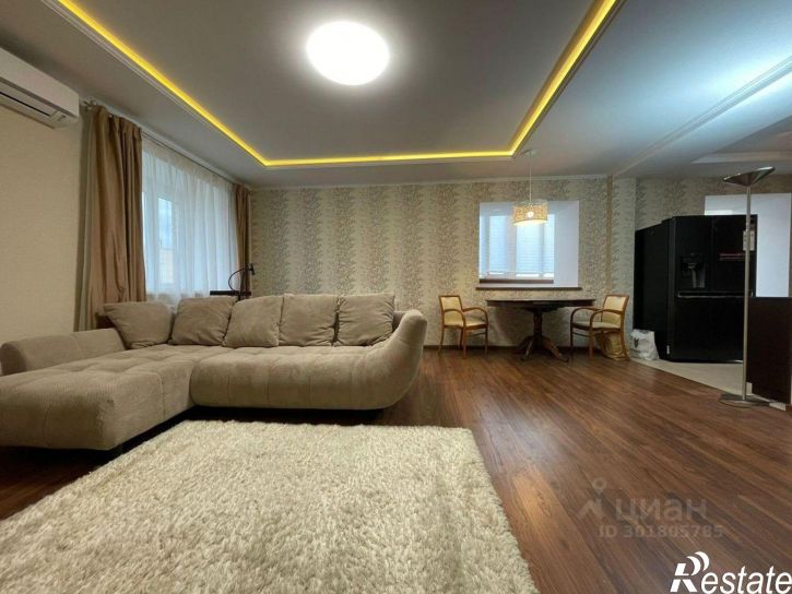 3-комн квартира улица Габдуллы Кариева, 7,  д. 7