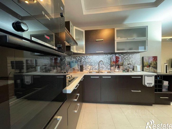 3-комн квартира улица Габдуллы Кариева, 7,  д. 7