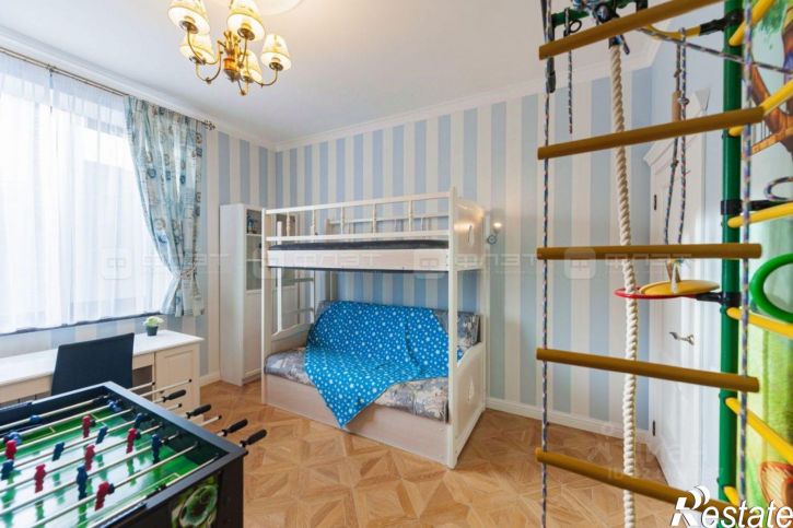 4-комн квартира улица Тулпар, 7,  д. 7