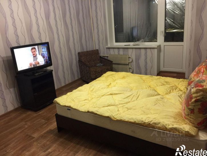 1-комн квартира улица Закиева, 37,  д. 37