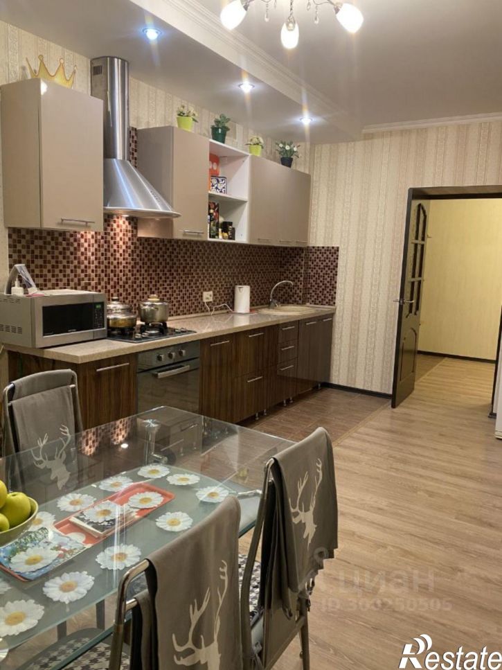 2-комн квартира ул Гвардейская, 31/42,  д. 31/42