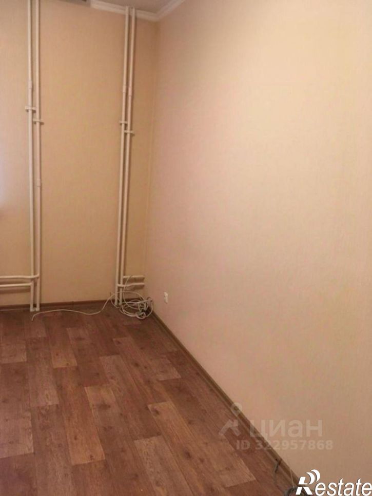 1-комн квартира улица Адоратского, 4,  д. 4