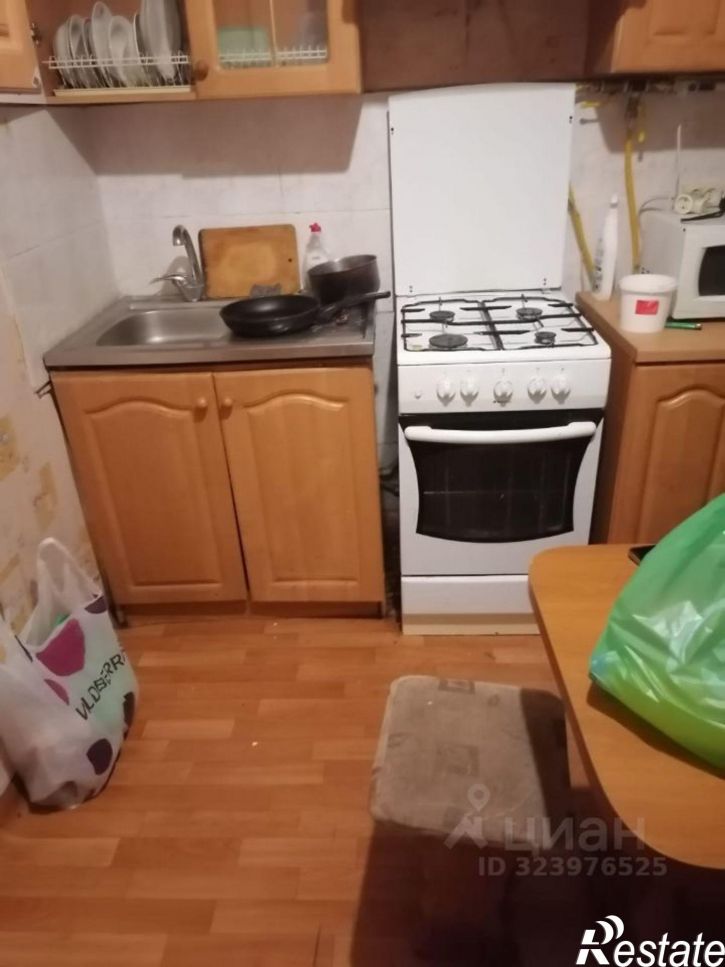 2-комн квартира ул Латышских Стрелков, 8,  д. 8