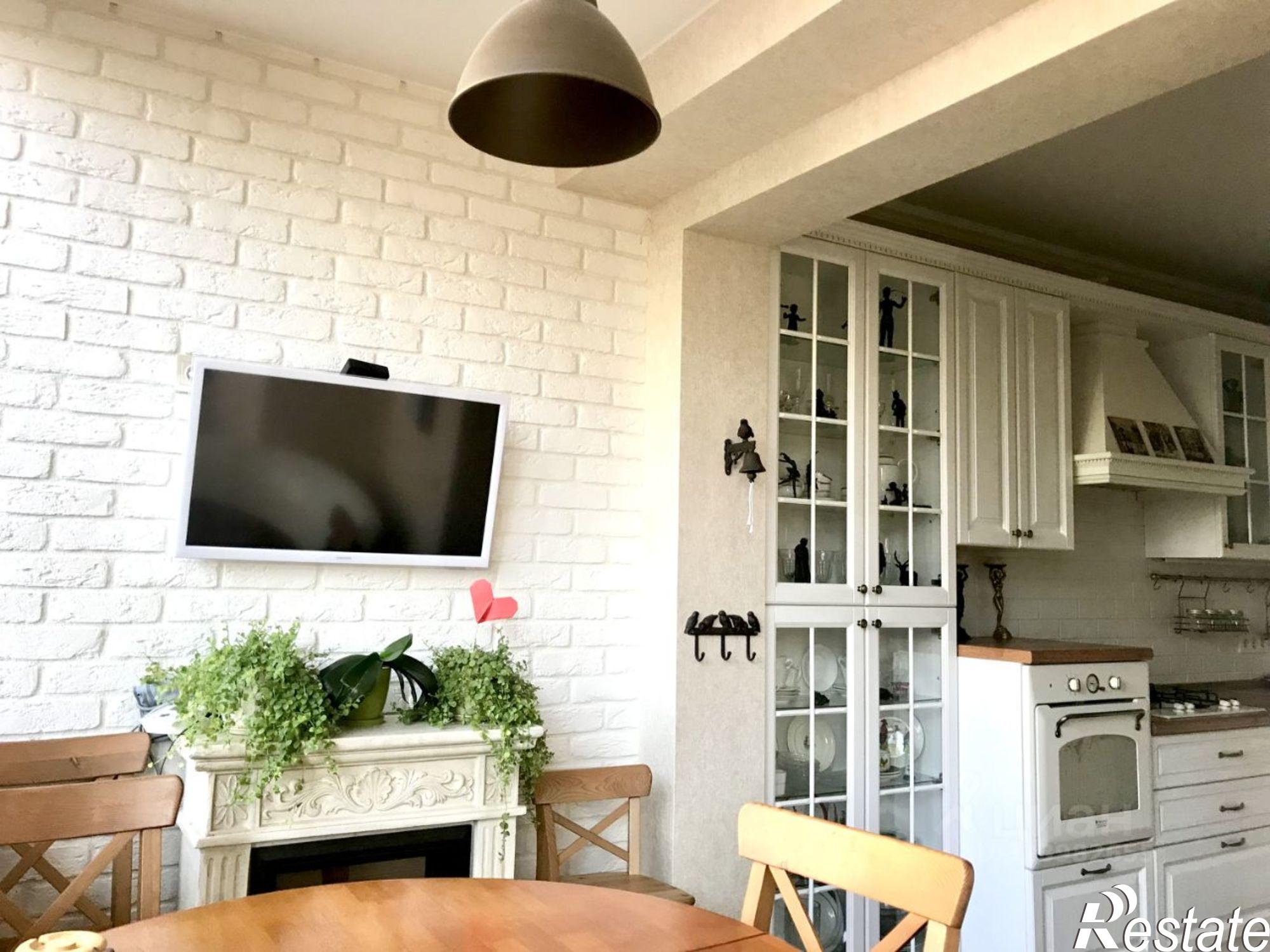 Купить квартиру за 17 700 000 рублей на улица Столярова, 15А