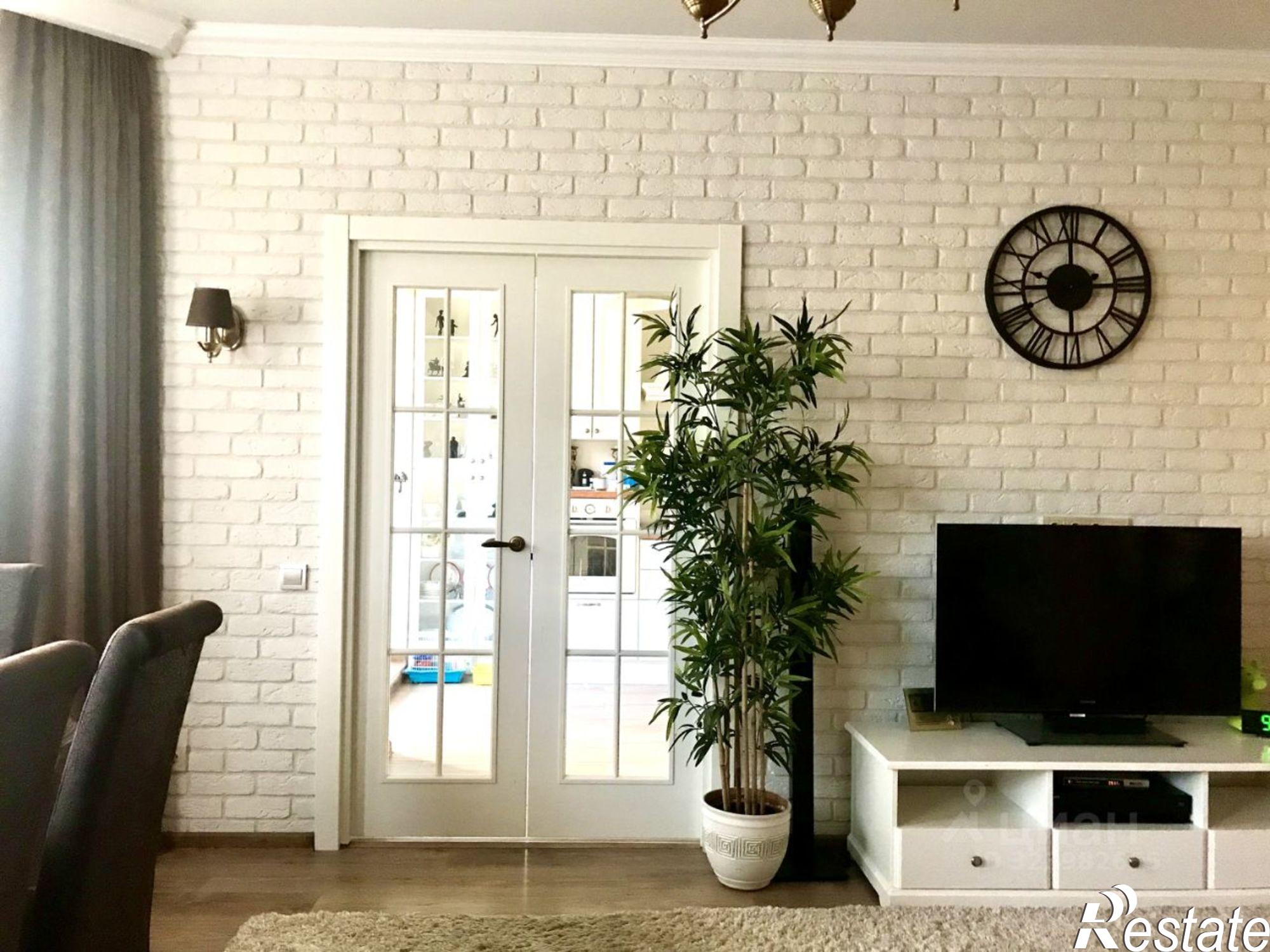 Купить квартиру за 17 700 000 рублей на улица Столярова, 15А