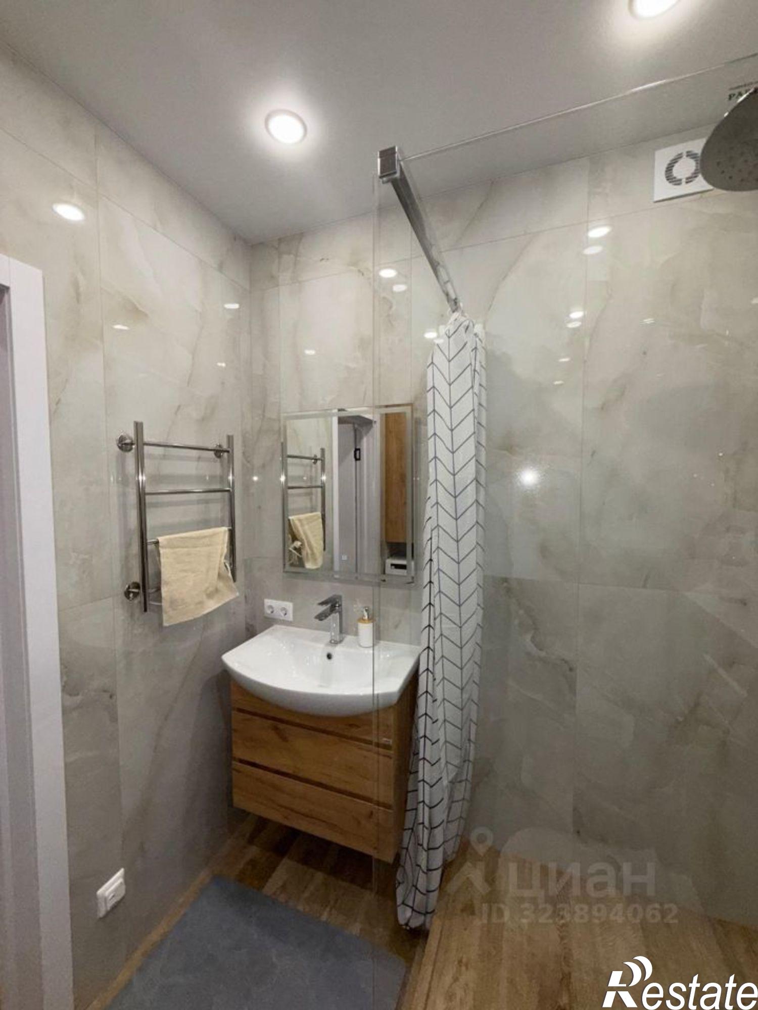 Сдать квартиру за 42 000 рублей на ул Петра Полушкина, 5/2