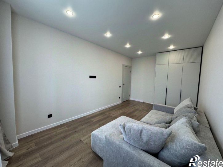 2-комн квартира улица Хусаина Мавлютова, 17Е к1,  д. 17Е к1