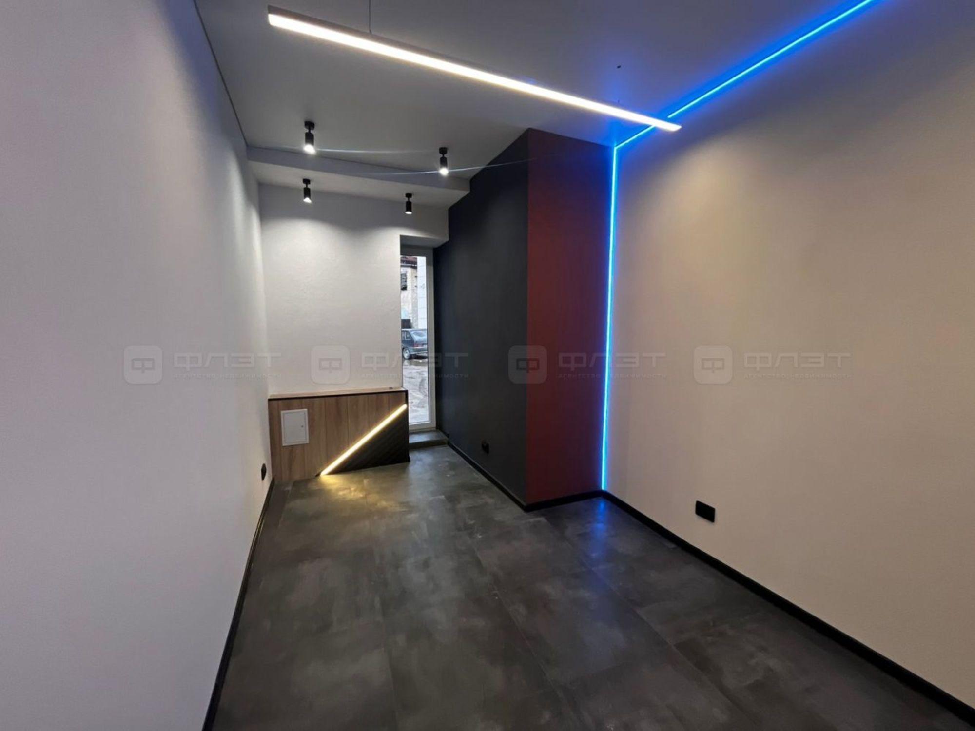 Купить офис, помещение под офис за 3 999 000 рублей на ул. Парижской Коммуны, дом 25