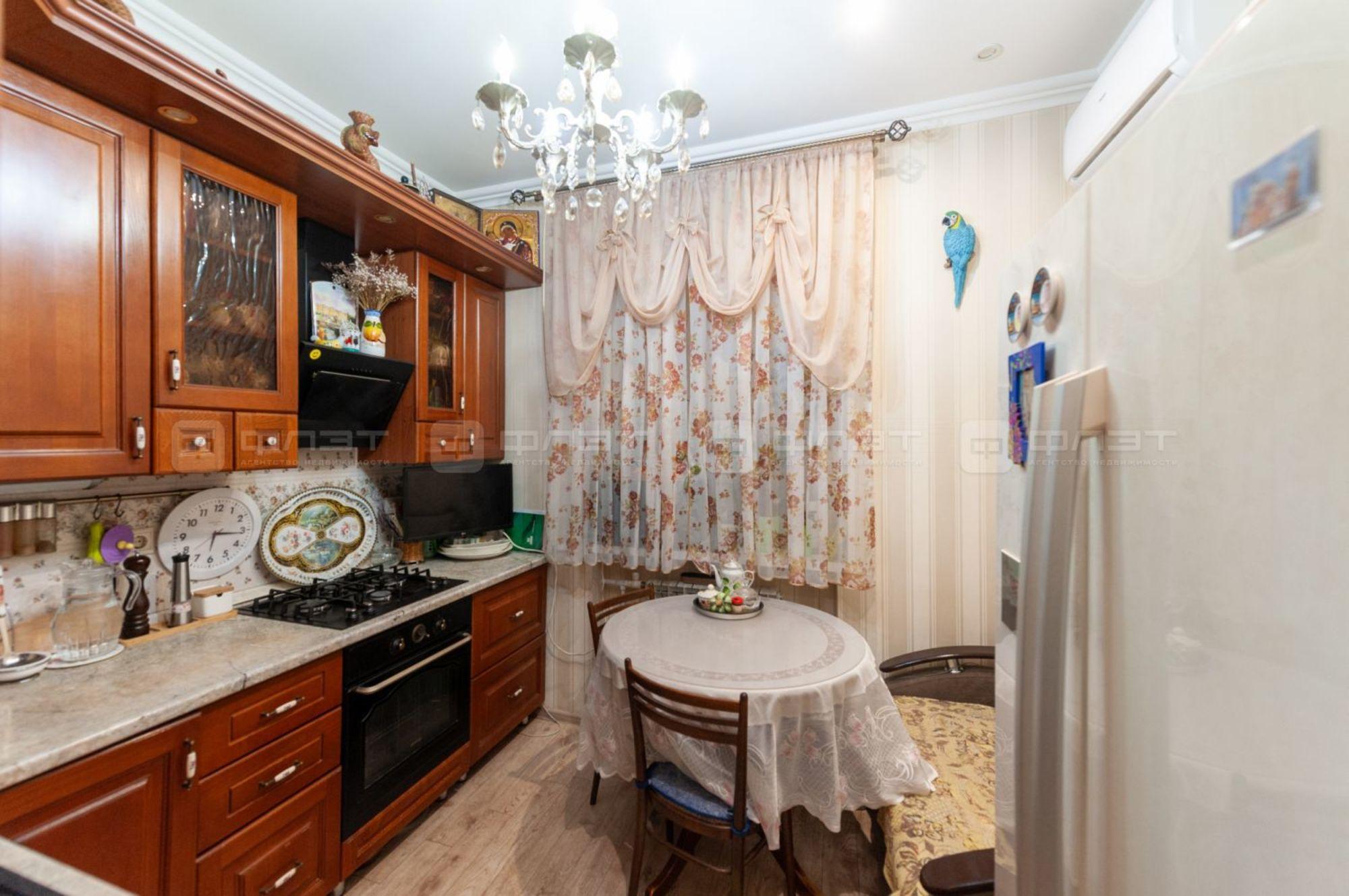 Купить квартиру за 10 200 000 рублей на ул. Декабристов, дом 164/91