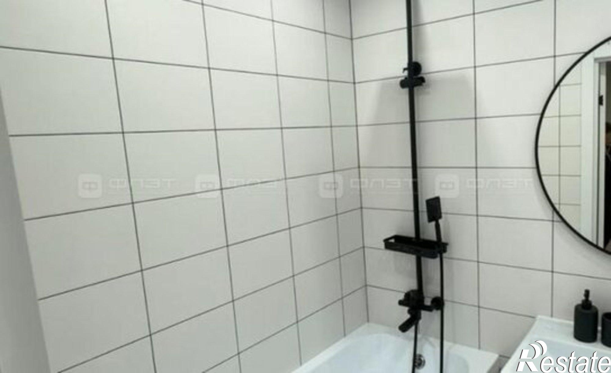 Купить квартиру за 11 050 000 рублей на улица Адоратского, 5