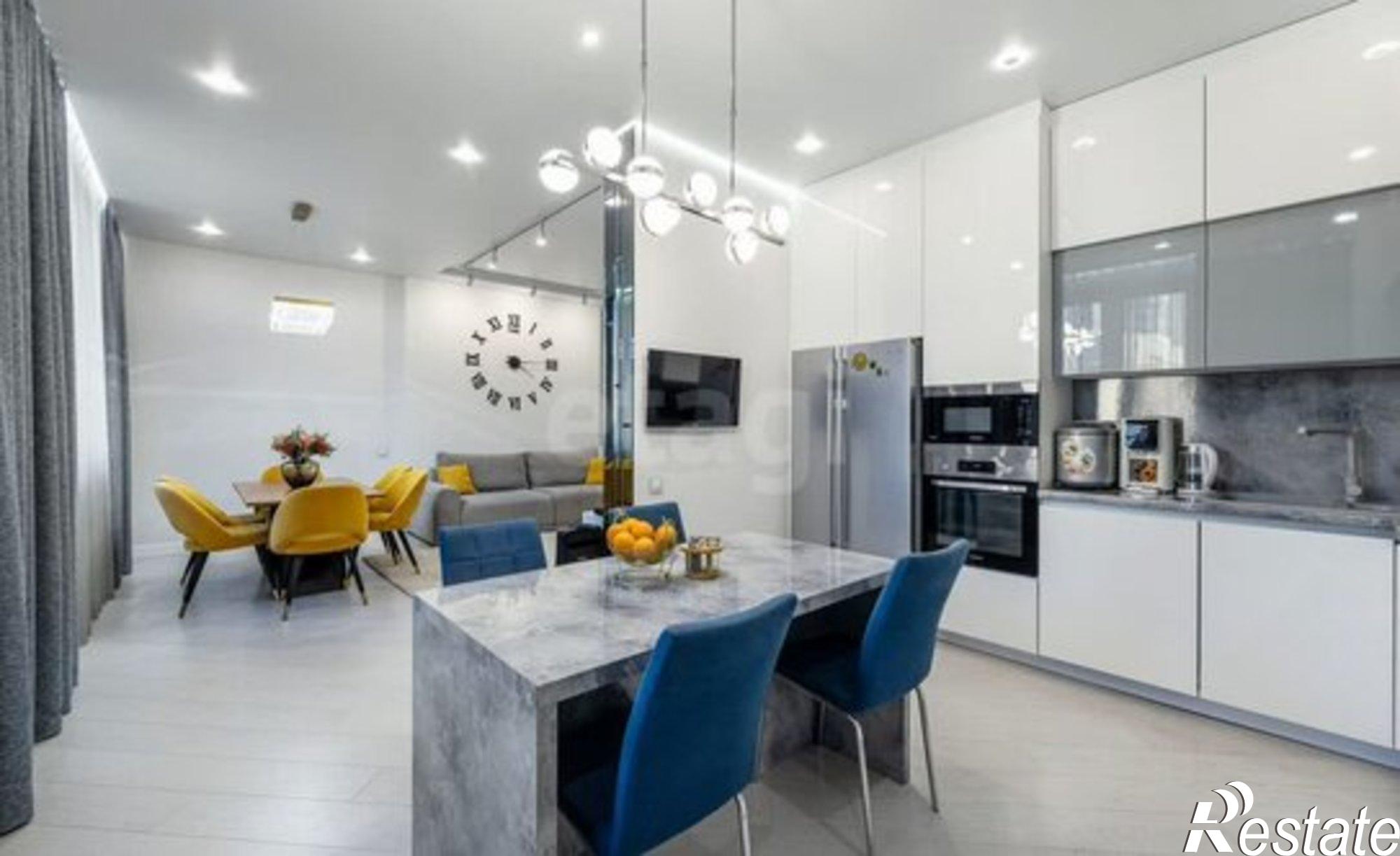 Купить квартиру за 38 000 000 рублей на ул Чистопольская, 86/10