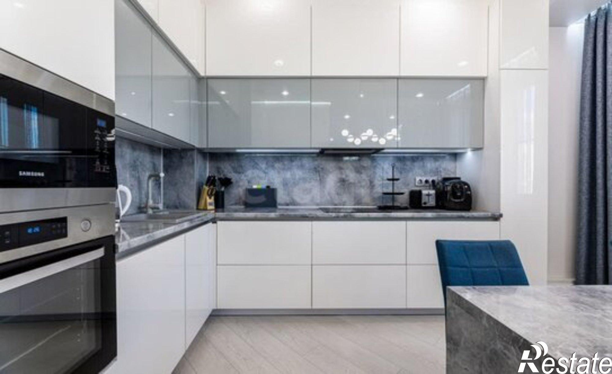 Купить квартиру за 38 000 000 рублей на ул Чистопольская, 86/10