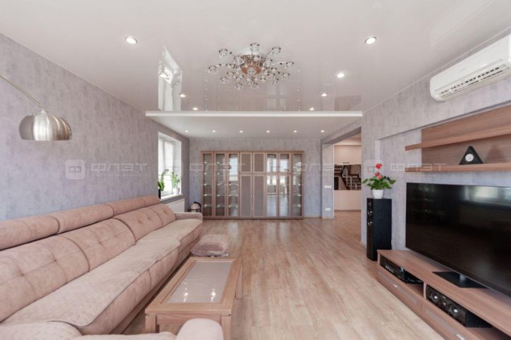 5-комн квартира тракт. Сибирский, дом 23Б