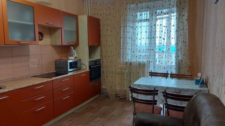 1-комн квартира ул. Адоратского, дом 1а