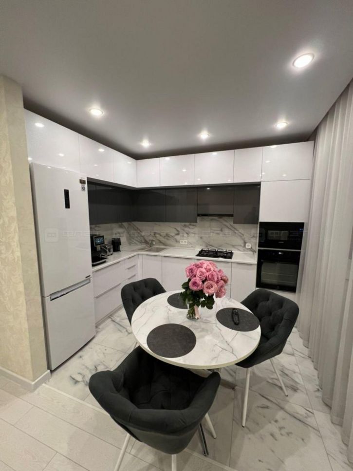 2-комн квартира ул. Лукина, дом 50