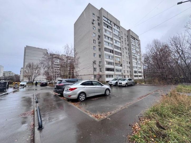 3-комн квартира ул. Блюхера, дом 4