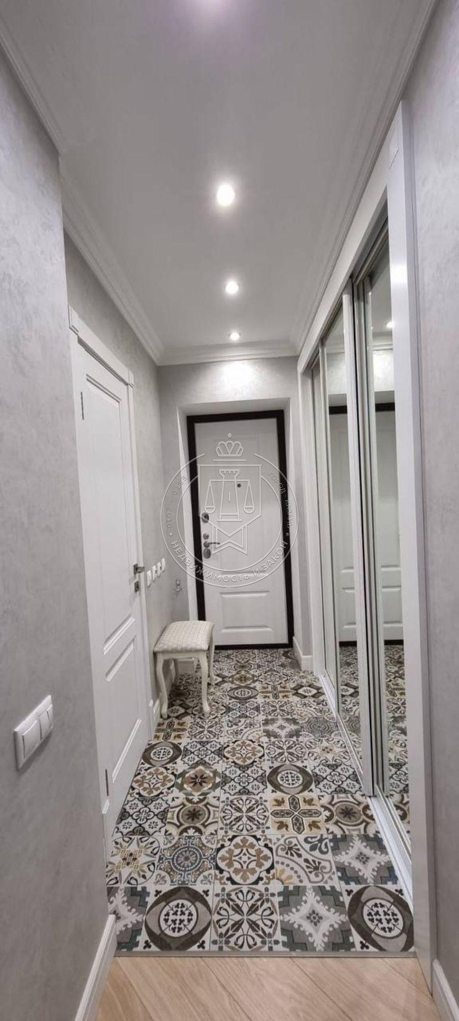 Купить квартиру за 17 000 000 рублей на Серова ул, 51/11