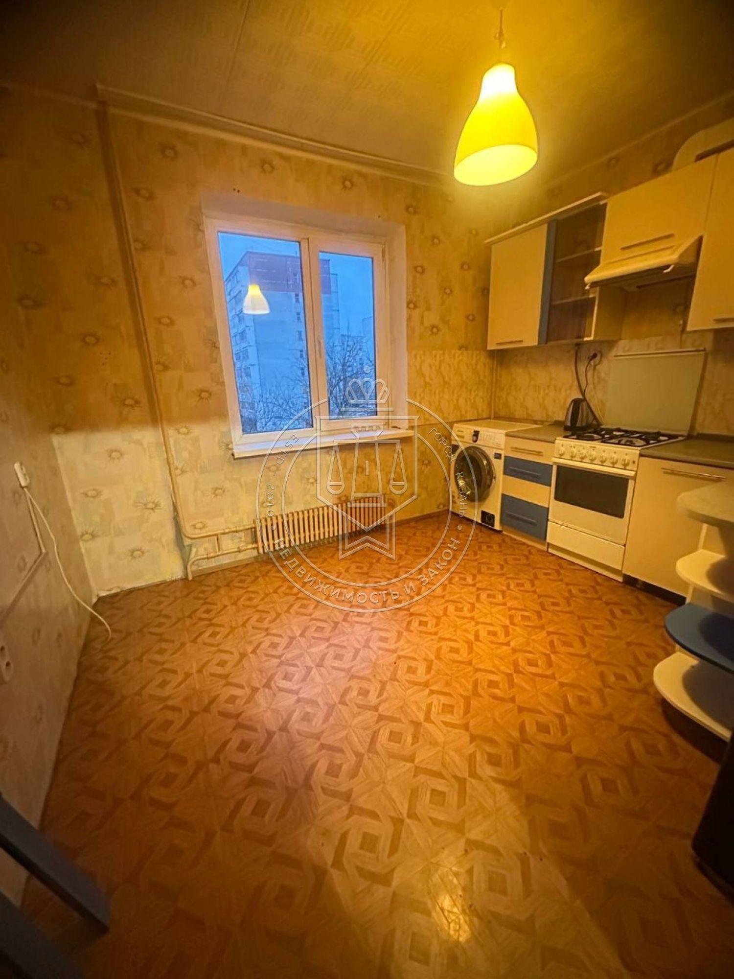 Купить квартиру за 6 300 000 рублей на Юлиуса Фучика ул, 117