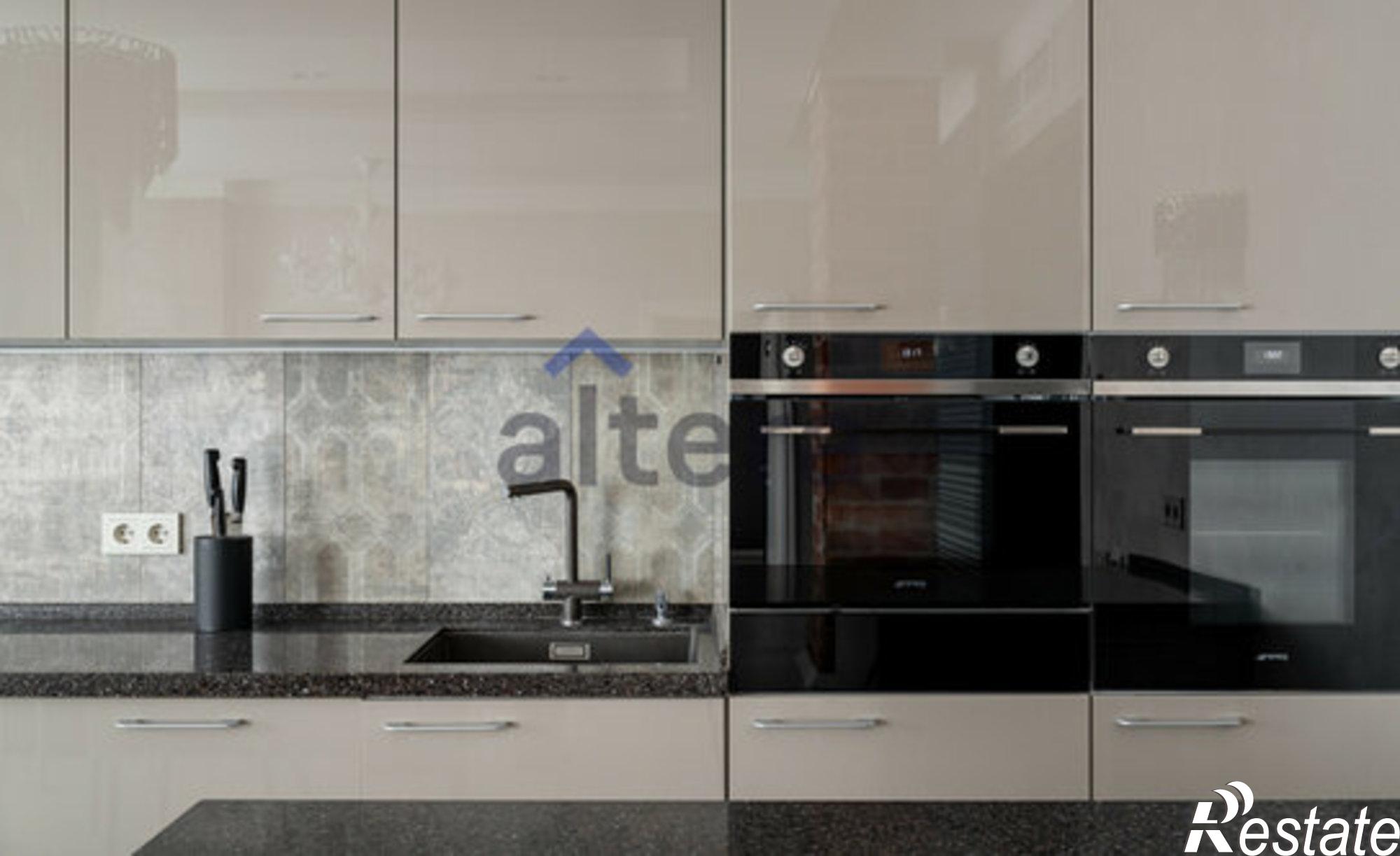 Купить квартиру за 32 500 000 рублей на улица Татарстан, 14/59