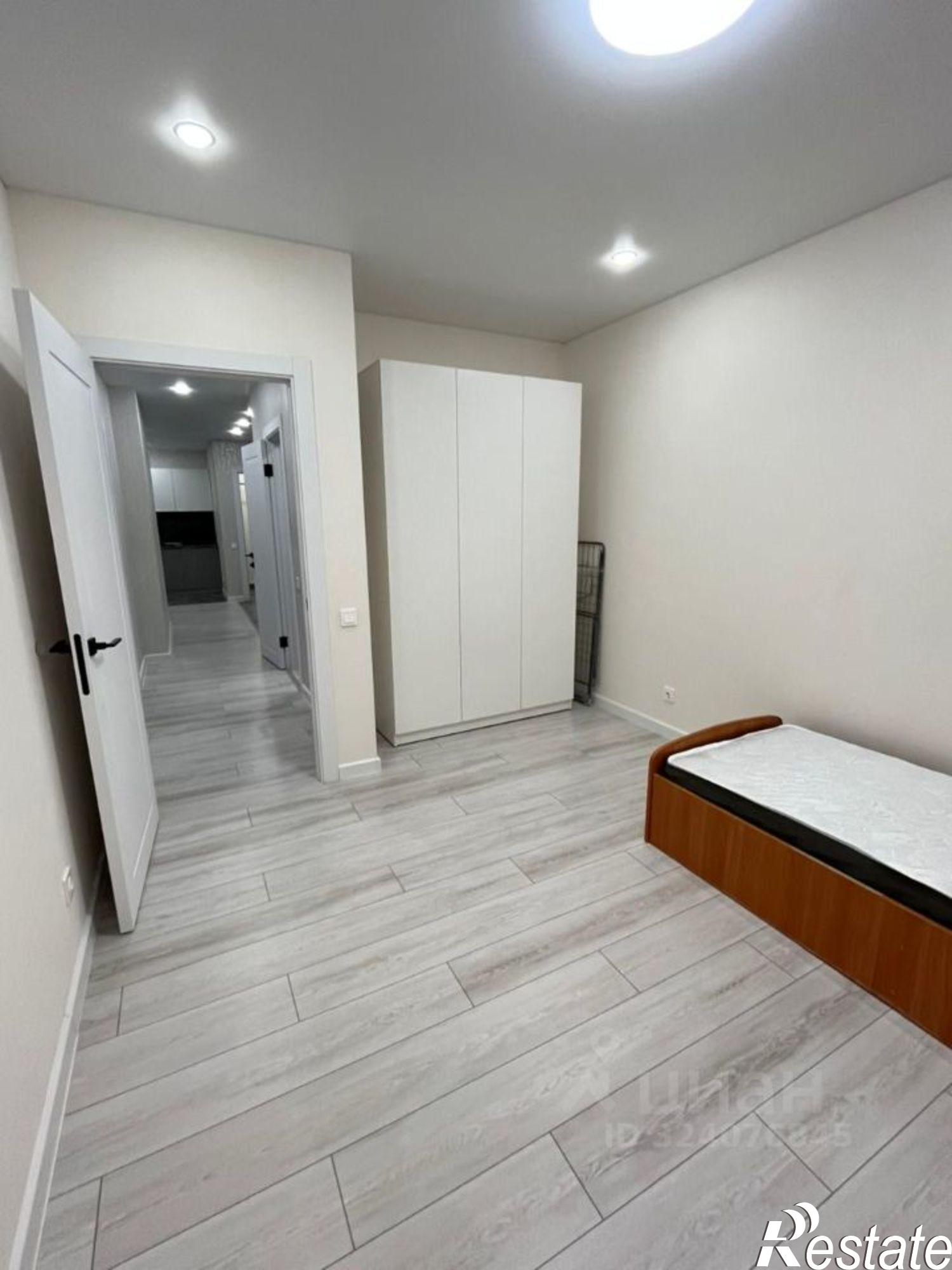 Сдать квартиру за 45 000 рублей на ул Азата Аббасова, 21