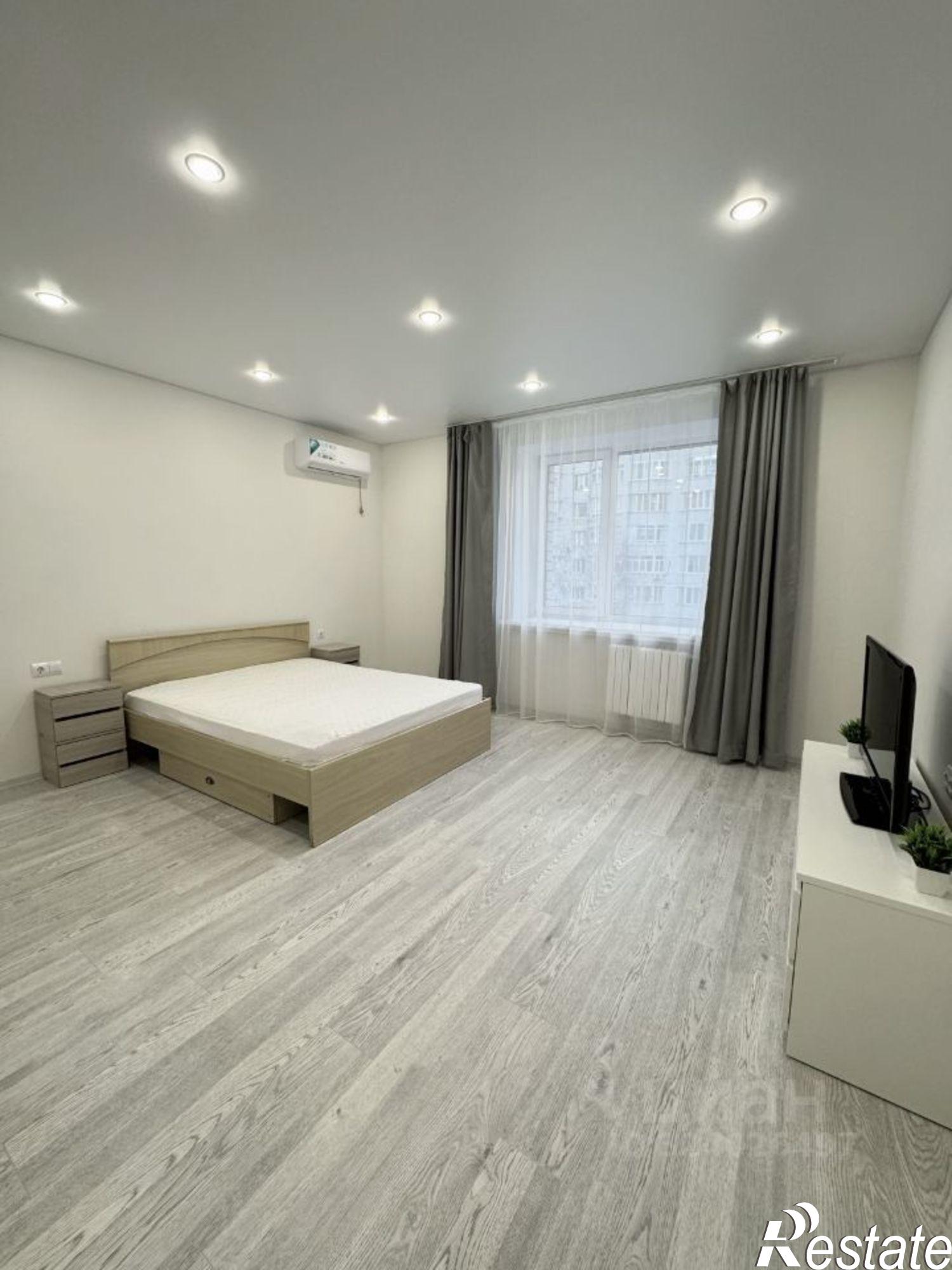 Сдать квартиру за 40 000 рублей на улица Четаева, 4