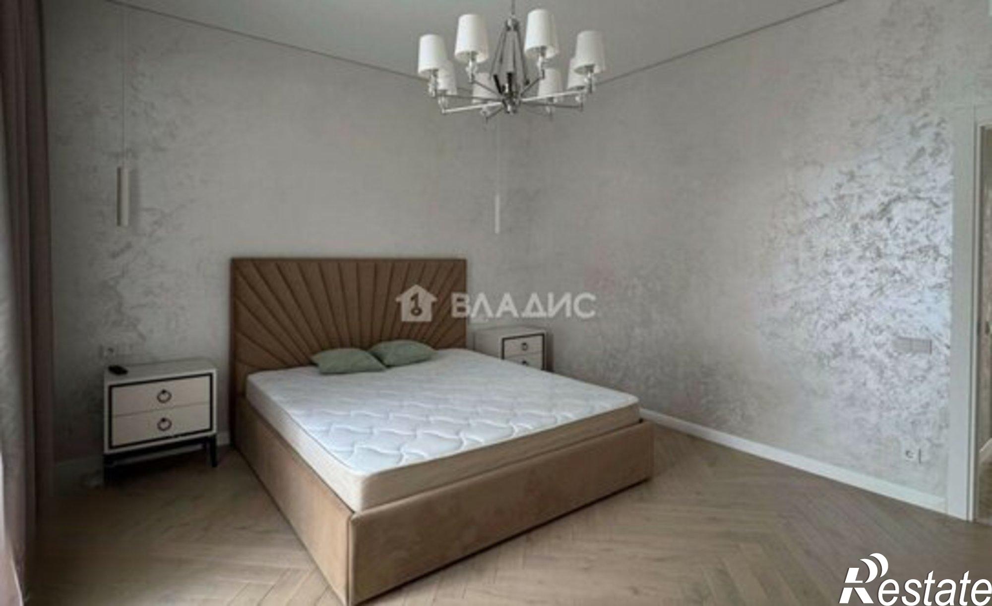 Купить квартиру за 84 000 000 рублей на Катановский переулок, 4