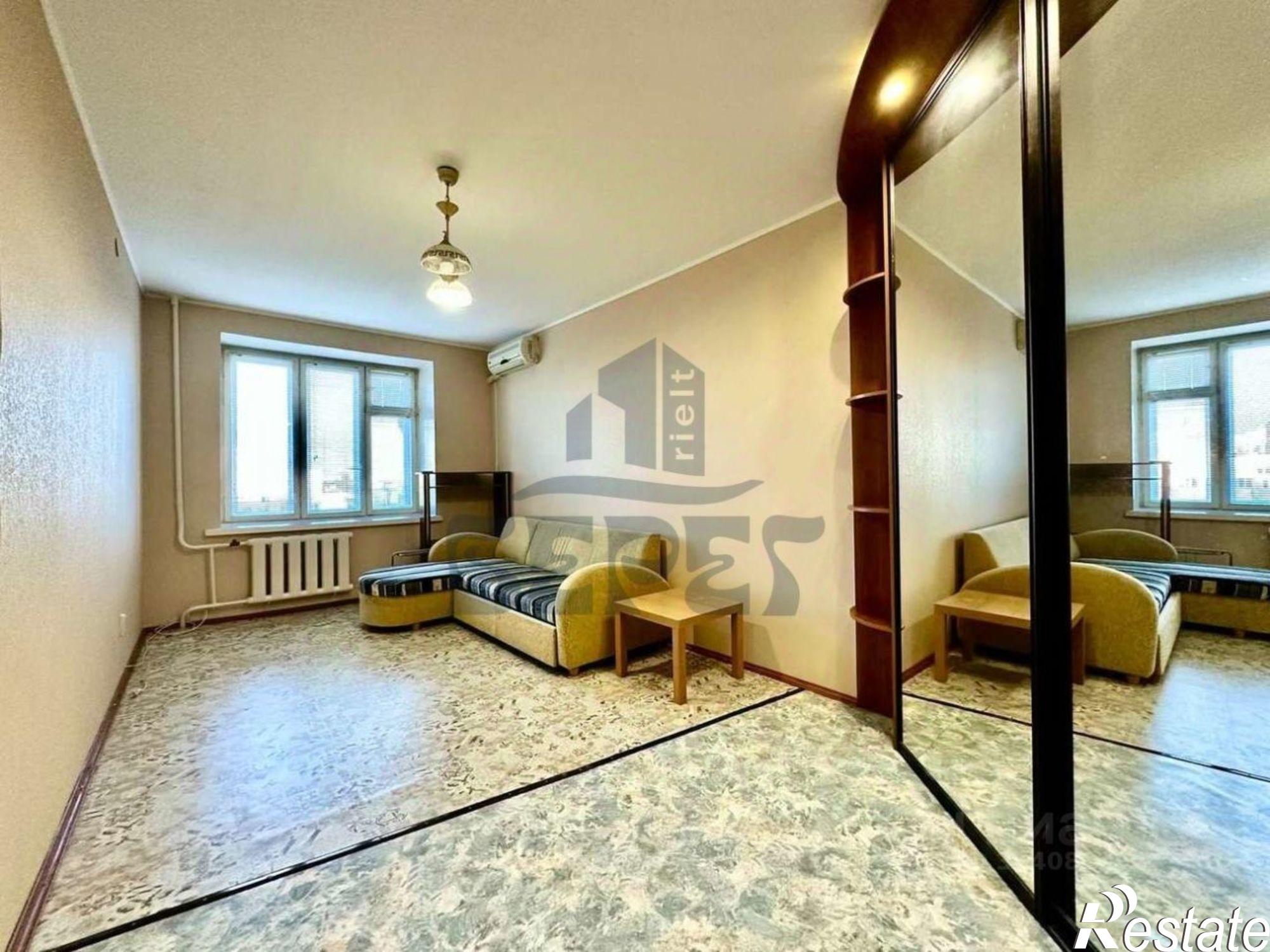 Сдать квартиру за 35 990 рублей на ул Аделя Кутуя, 46