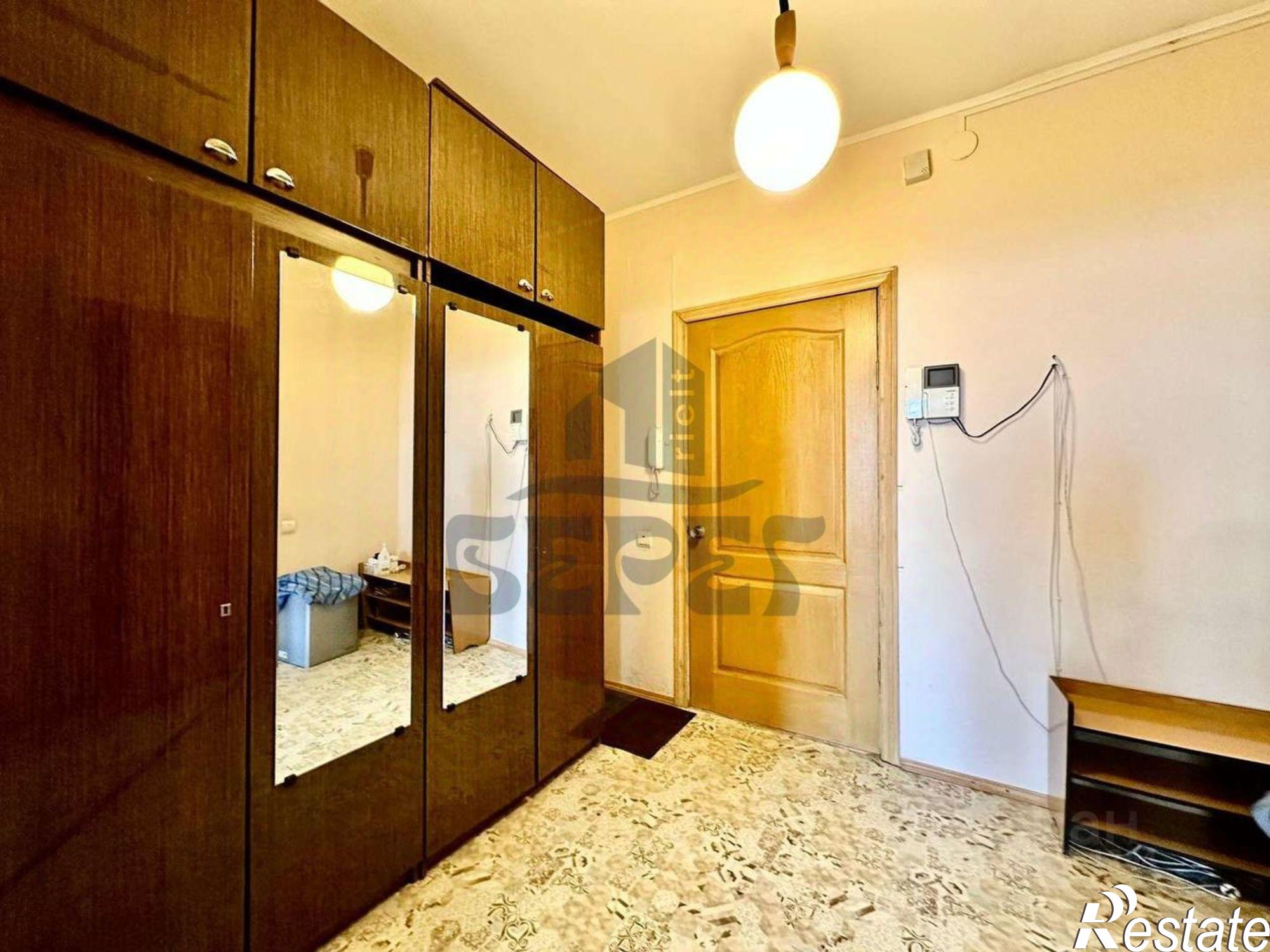 Сдать квартиру за 35 990 рублей на ул Аделя Кутуя, 46