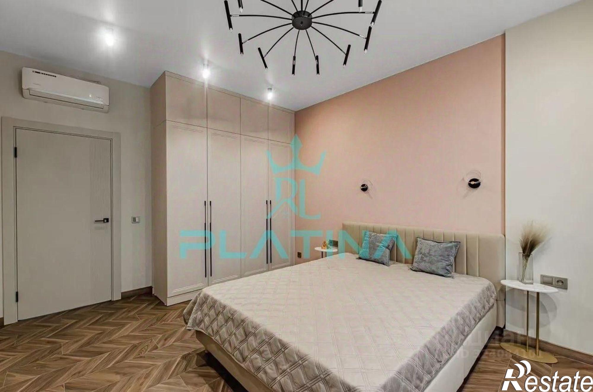 Сдать квартиру за 70 000 рублей