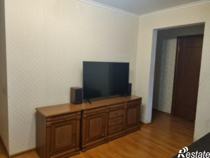 3-комн квартира пр-кт Победы, 18,  д. 18