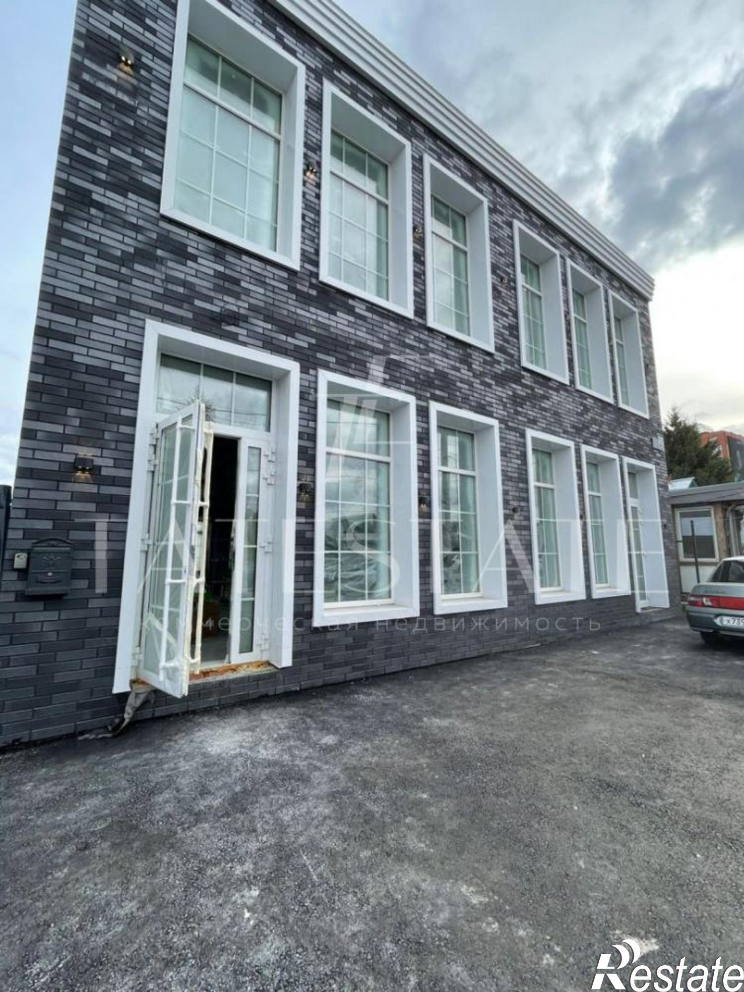 Купить помещение свободного назначения за 59 000 000 рублей на улица Академика Губкина, 108