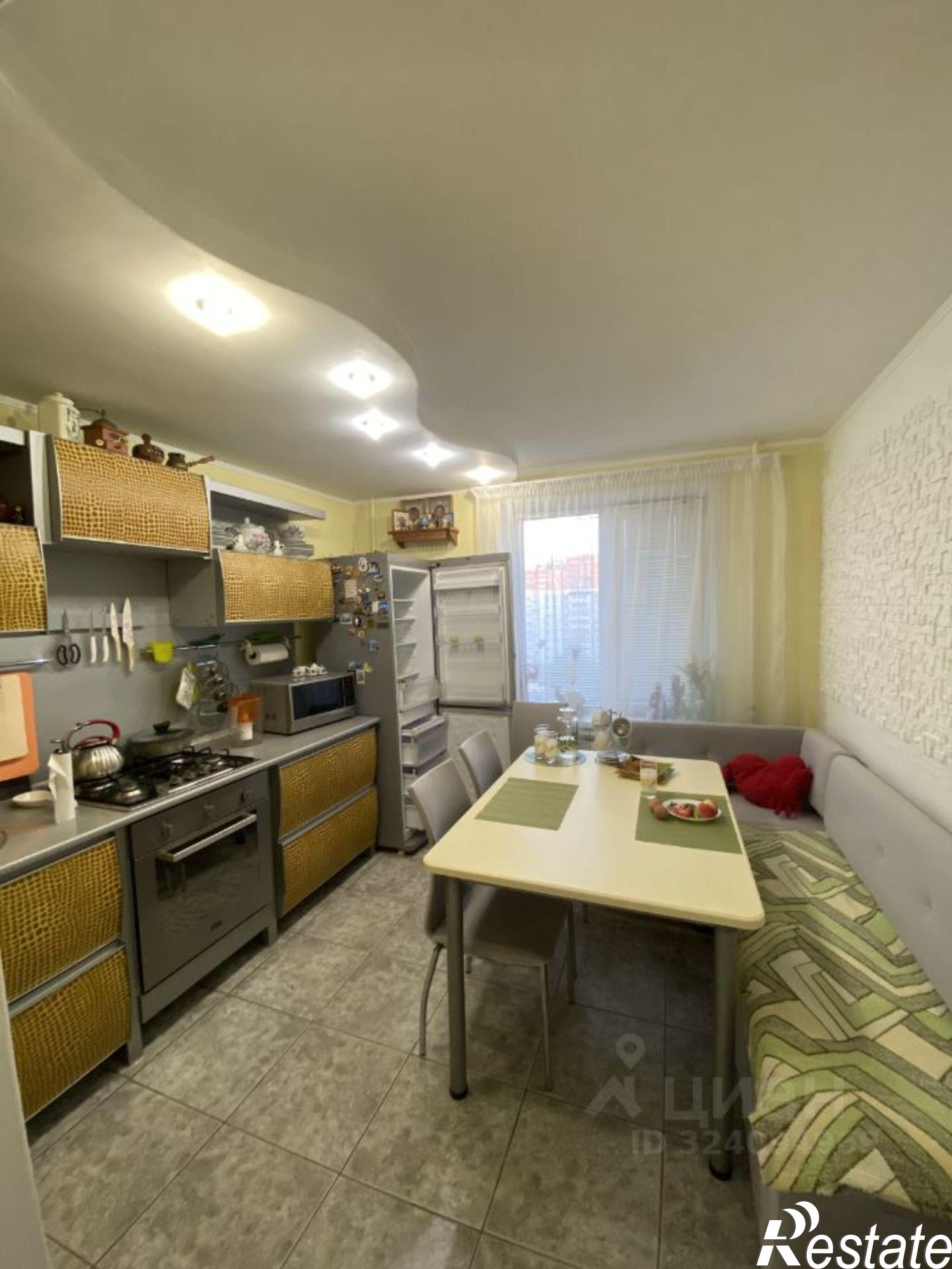 Сдать комнату за 32 000 рублей на улица Юлиуса Фучика, 96