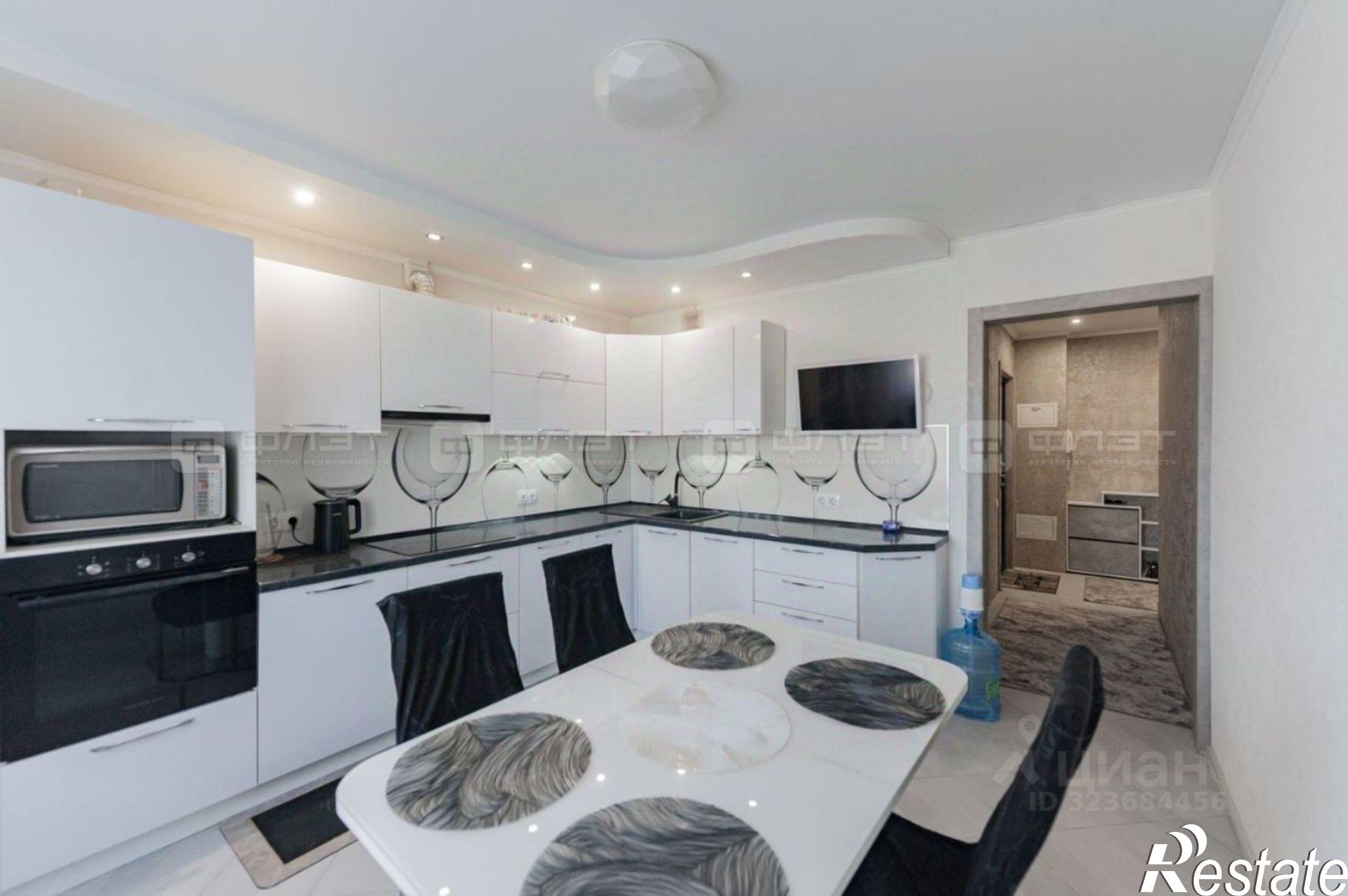 Купить квартиру за 13 800 000 рублей на ул Натана Рахлина, 13