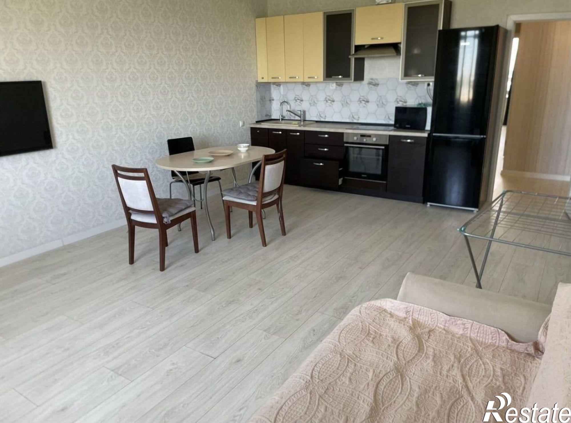 Сдать квартиру за 60 000 рублей на улица Павлюхина, 108Б